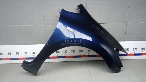 Крыло переднее правое