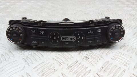 Блок управления печки и климат-контроля