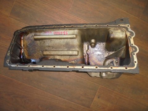 Поддон масляный двигателя