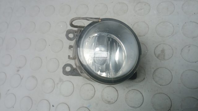 Фара галогенная левая передняя