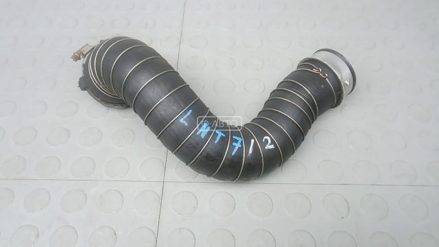 Патрубок интеркулера