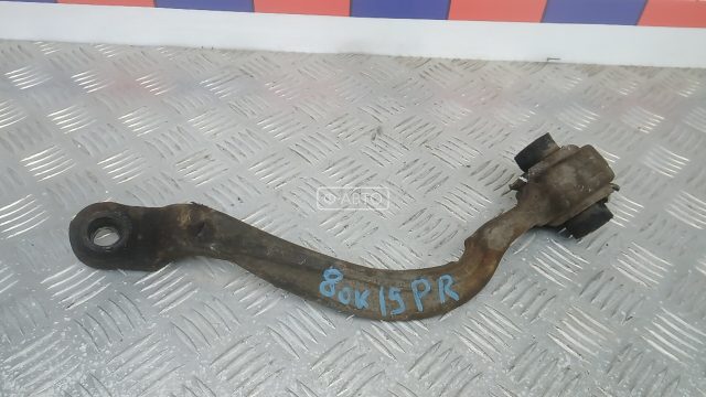 Рычаг передний нижний правый