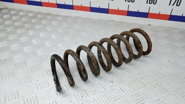 Пружина передняя левая