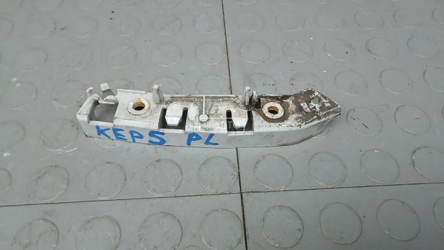 кронштейн крепления крыла