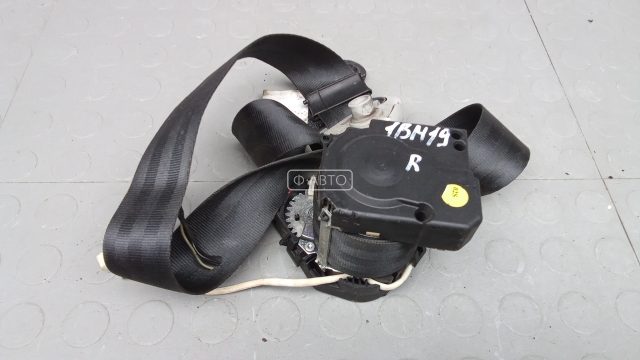 Ремень безопасности с пиропатроном сиденья переднего