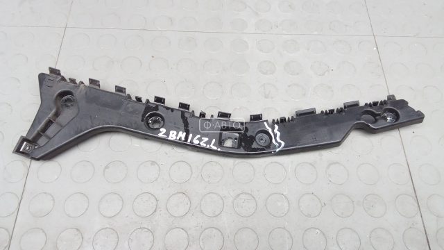 Крепление бампера заднее