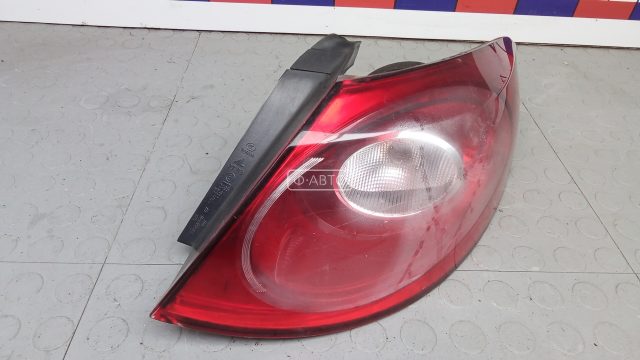 Фонарь задний правый