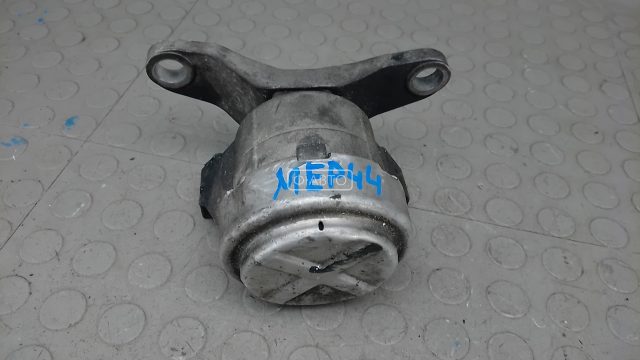 Подушка двигателя дизельная