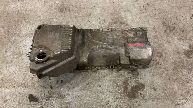 Поддон масляный двигателя