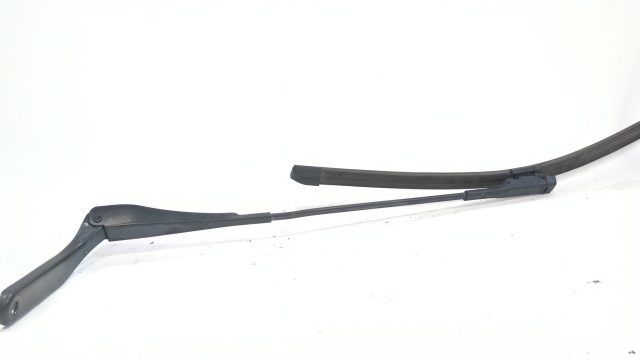 поводок дворника